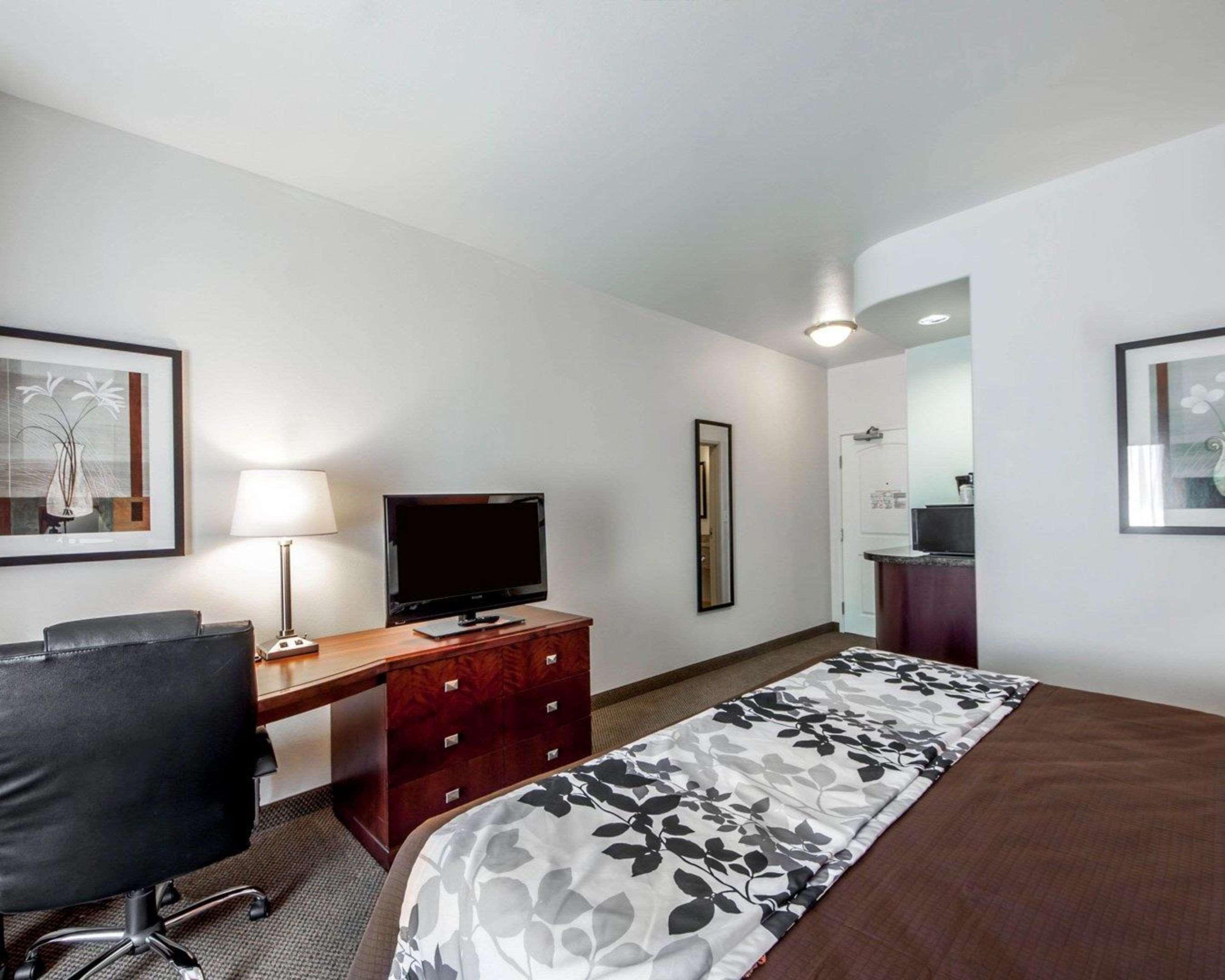 Sleep & Near Sill Hotel 3*